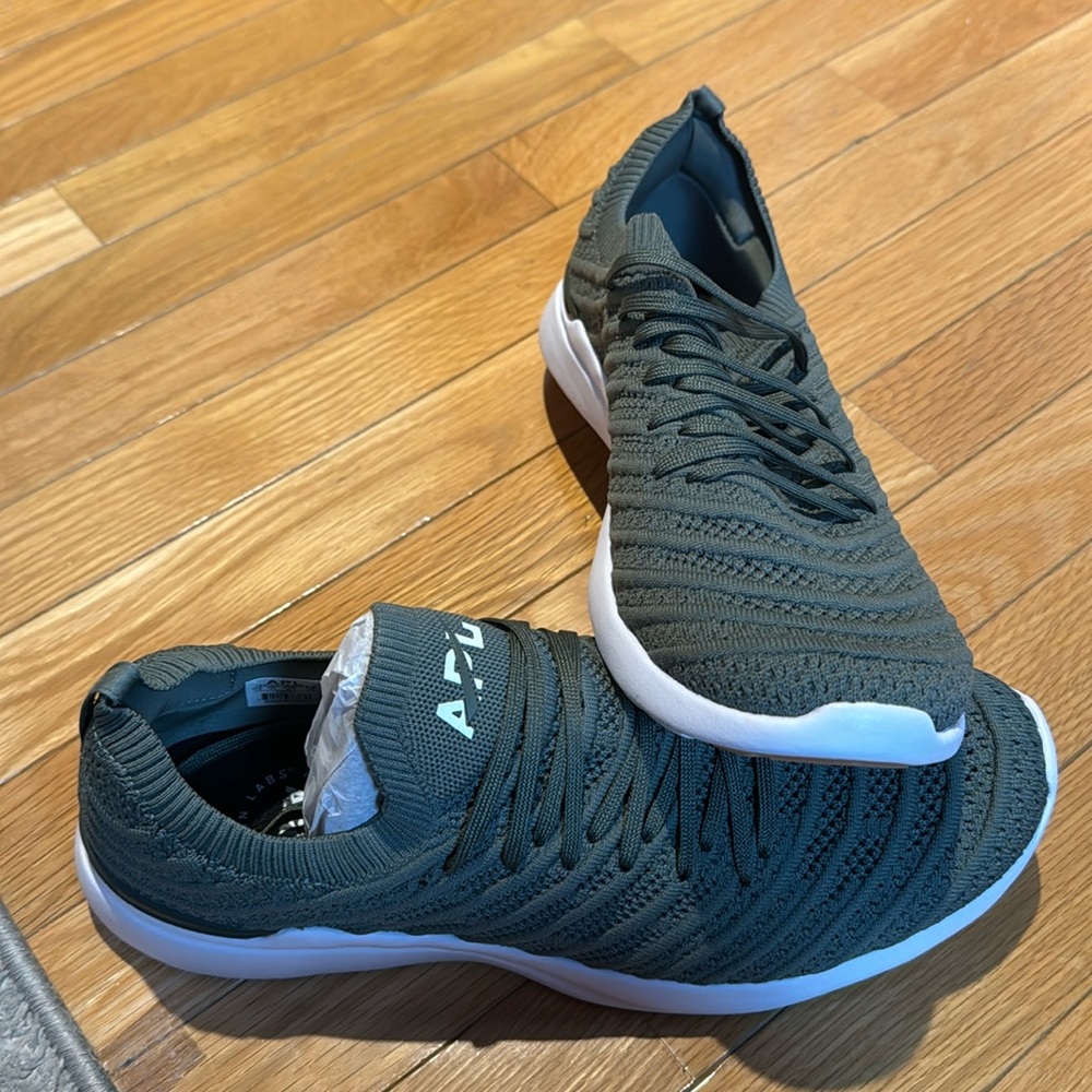 Men's APL Techloom Wave Size 12 New in Box!!